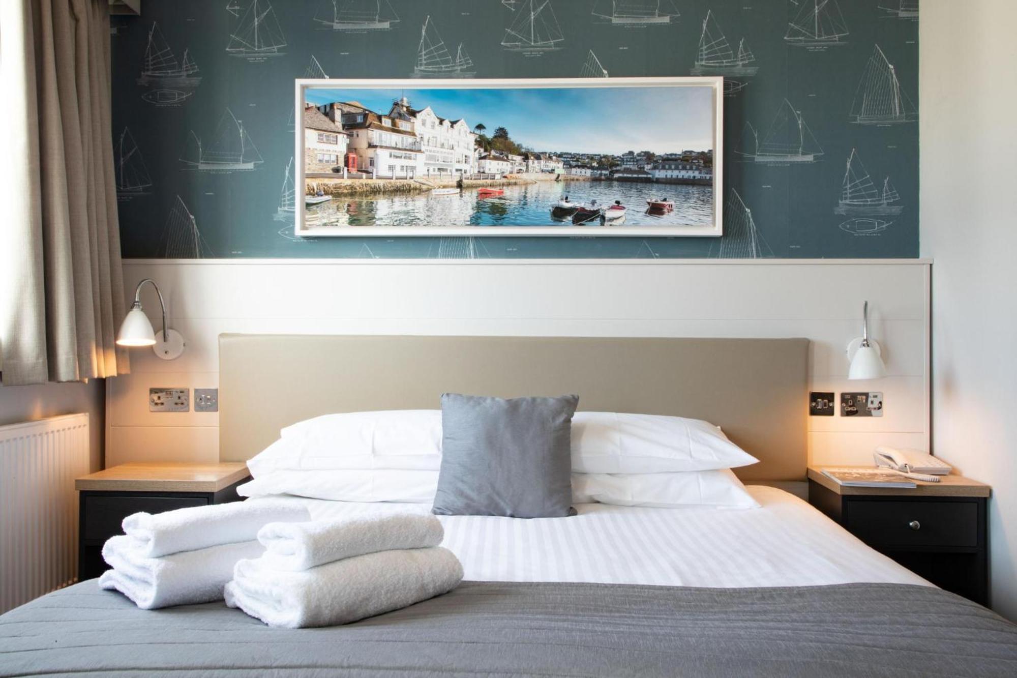 Ship And Castle Hotel Saint Mawes Exterior foto